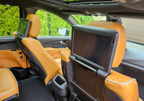 Chrysler Pacifica cena 311067 przebieg: 18126, rok produkcji 2022 z Sulejówek małe 466
